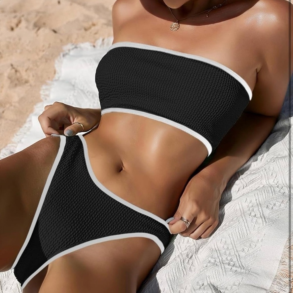Elegant Black & white Bandeau Bikini Set Small/ 0019 - Picture 2 of 6